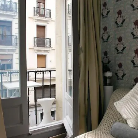 Precioso Junto A Sol Apartment Madrid Exterior photo