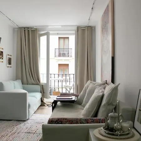 Precioso Junto A Sol Apartment Madrid Exterior photo